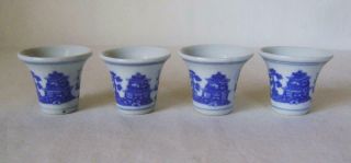 Set Four Chinese / Japanese Blue & White Porcelain Tiny Sake Cups : 3.  7 Cm High
