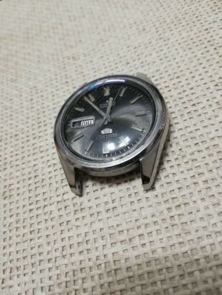 VINTAGE SEIKO 5 6119 - 8083 Automatic day date 2