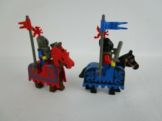 Vintage Lego Castle Dragon Knights Medieval Horses & Figures Minifigs Jousting