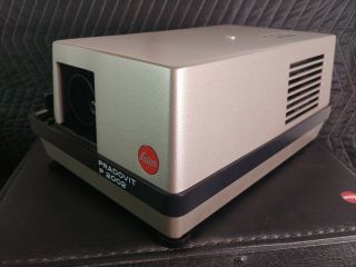 LEICA PRADOVIT P2002 (Slide Projector) made in Germany【Very Rare】 [Near Mint] 5