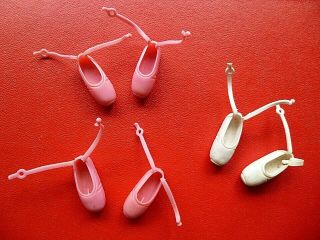 3 X Vintage Sindy 2 Pairs Of Pink Ballet Shoes & 1 White Ballet Shoes