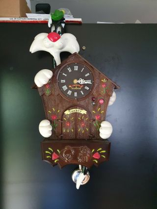 Extremely Rare Looney Tunes Sylvester And Tweety Moving Talking Cuckoo Clock