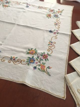 Vintage Embroidered Cross Stitch Irish Linen Tablecloth & 6 Napkins