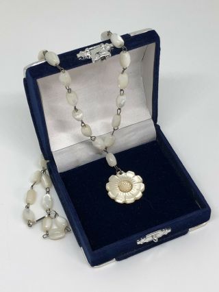 Vintage Necklace Milk Glass Beads & Mother Of Pearl Flower Pendant Pretty Kitsch