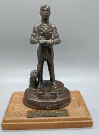 Antique Early 20th Century Bronze Young American Newspaper Boy Sculpture Statue