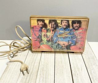 The Beatles Vintage Clock Sgt.  Pepper’s Lonely Hearts Club Band Image Rare