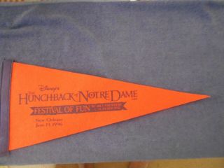 Very Rare Vintage Disney Pennant - Hunchback Of Norte Dame - World Premiere Movie