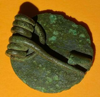 Fine & Rare Roman Bronze Disc Brooch - 2nd /3rd Century AD Red Enamel 2
