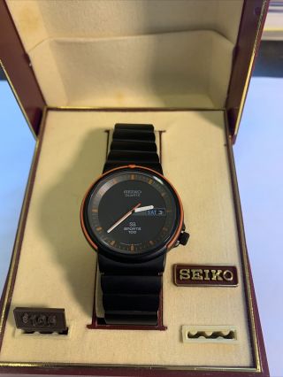 Vintage Seiko 5h23 - 602b [a4] Sq Sports 100 Watch,  Runs And,  Looks