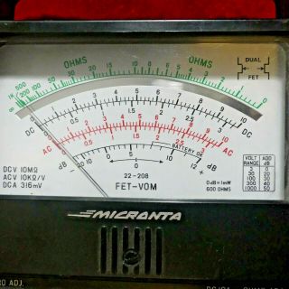 Micronta 22 - 208 FET Multitester Multimeter VOM w probes and box solid state VTVM 3