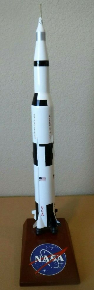Rare Nasa Saturn V Apollo Rocket With Nasa Seal Engraved In Base 1/200 Scale