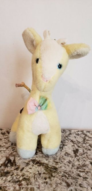 Vintage Bantam Giraffe Plush Musical Wind Up Baby Toy Nursery 12 " Yellow