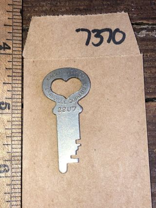Antique Heart Shaped Eagle Lock Co.  22u7 Steamer Trunk Chest Key Padlock - 7370