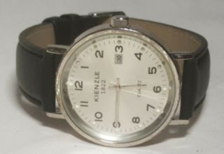 Kienzle 1822 Mens Silver Metal Leather Band Quartz Mens Wristwatch 1atm