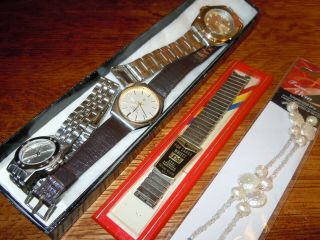 " Elgin " Galaxie & " Benrus " Day/date & Mathey - Tissot 3atm - 3 Wristwatches