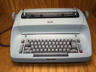 Ibm Selectric Typewriter In,  Rare To Find This