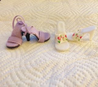 SHOES FOR VINTAGE CISSY DOLL 2