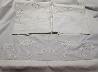 Antique Sheet Set Embroidered Art Nouveau Style Daisies Hemstitched Lovely