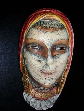 Bosson Head - Caspian Woman with White Veil - Extremely Rare 3