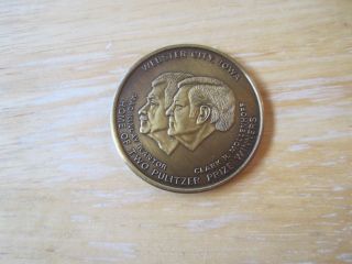 Webster City,  Iowa Home Of Two Pulitzer Prize Winners/coin & Antique Show Medal