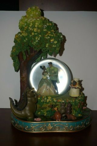 Rare Disney Princess And The Frog Tiana Naveen Snow Globe
