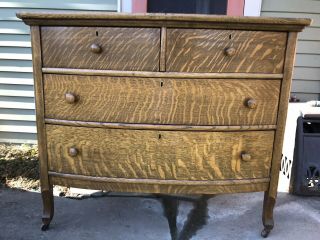 Antique Tiger Maple Bowed Multi - Drawers Dresser With Mirror -