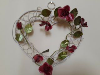 Vintage White Metal Scrolled Heart Shaped Floral Wall Art/door Wreath