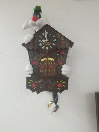 Extremely Rare Looney Tunes Sylvester And Tweety Moving Talking Cuckoo Clock