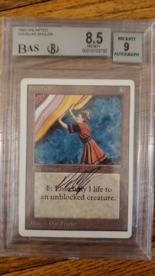 Forcefield Mtg Unlimited Edition Bgs 8.  5 With An Autograph Rating Of 9.  Unplayed