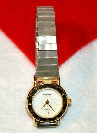 Futura Ladies Womens Watch Flex White Abalone Shell Watch Band Quartz 2243 Japan