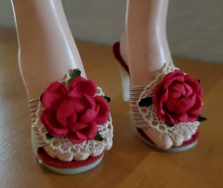Vintage High Heel Shoes W/flowers For Madame Alexander Cissy Doll