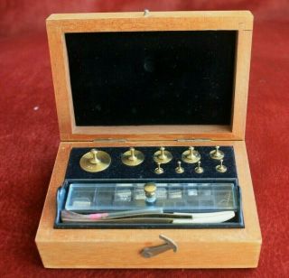 Antique Vintge Fisher Scientific Brass Apothecary Scale Weights W/ Wood Box