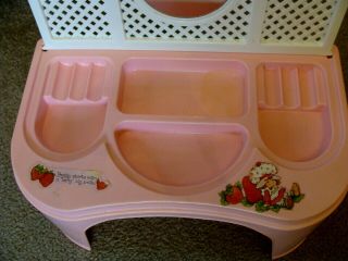RARE Vintage Strawberry Shortcake Children ' s Vanity Center Play Set No Accessori 3