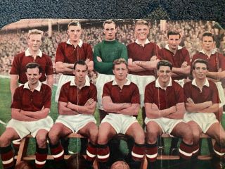 Rare Manchester United 1955 - 1958 Team Picture Hand Signed By Six;mcguiness,  Bryne