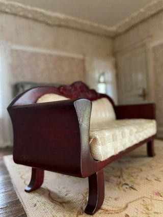 Vintage Miniature Dollhouse 1:12 Upholstered Cherry Wood Sofa Couch Ivory Fabric 3