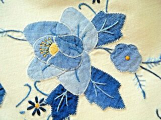 Antique Madeira Tablecloth,  4 Mats Applique Embroidery Roses Alencon Lace Hem
