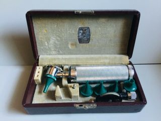 Vintage Welch Allyn Otoscope/ Auriscope/ Ear Medical Doctor Instrument With Case