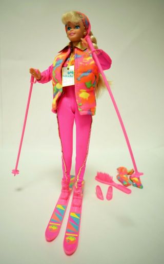Barbie Doll Ski Fun 7511 with Clothes and Accessories Vintage Doll 3