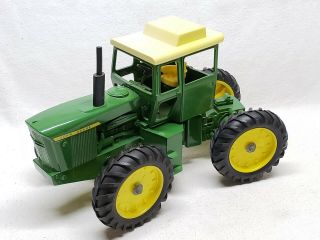 Vintage 1/16 Scale Ertl John Deere 7520 Without Air Cleaner Tractor 1 - Hole Rare