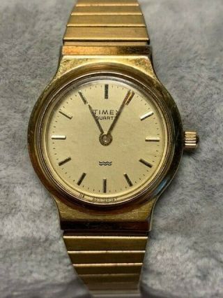 Ladies Timex Wr Gold Tone Stretchy Band Watch Battery