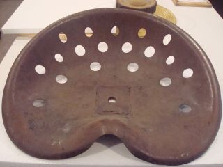 Large Antique Vintage Metal Tractor Seat 20 In Decor Farm.