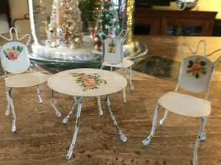 Vintage 1950s DOLLHOUSE BISTRO table and chairs w/roses 2