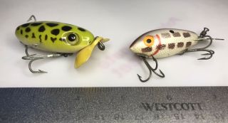 Vintage Fred Arbogast Plastic Lip Lure & Bomber Frog Pattern Fishing Lure