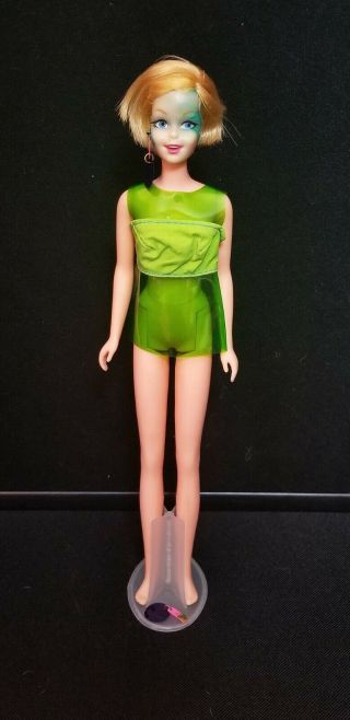Vintage 1967 Mattel Barbie Twiggy Doll 1185 Stand Dress 11.  5 "