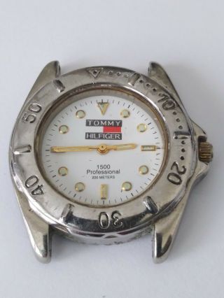 Vintage Tommy Hilfiger 1500 Professional 200 Meters Watch Battery