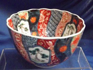 Antique Japanese Hand Painted Deep Imari Bowl Scalloped Rim 5 3/4 " W 3 1/2” Deep