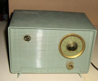 Vintage Rca Victor Model 6 - X - 5 Am Radio,  Olive Green,  Runs,