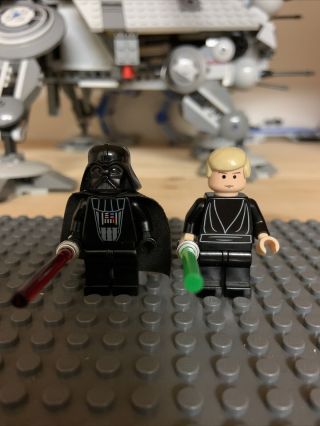 Lego Star Wars Minifigures - Darth Vader And Luke Skywalker (father And Son)
