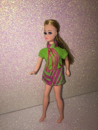 Vintage Topper Corp - - - - 7 " Dawn Doll - - - - Blonde Hair,  Green / Pink Fringe Dress