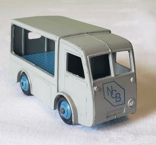 Dinky Toys Meccano Ltd.  England Electric Dairy Van/truck : Ncb 30v V Rare